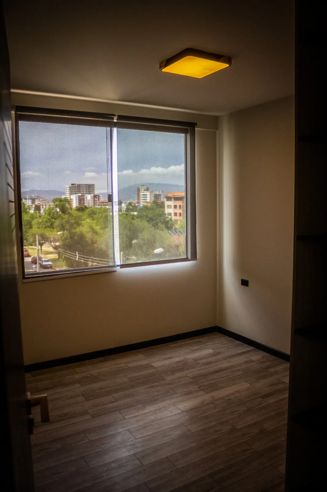 Dormitorio de un departamento entregado en Golden Park