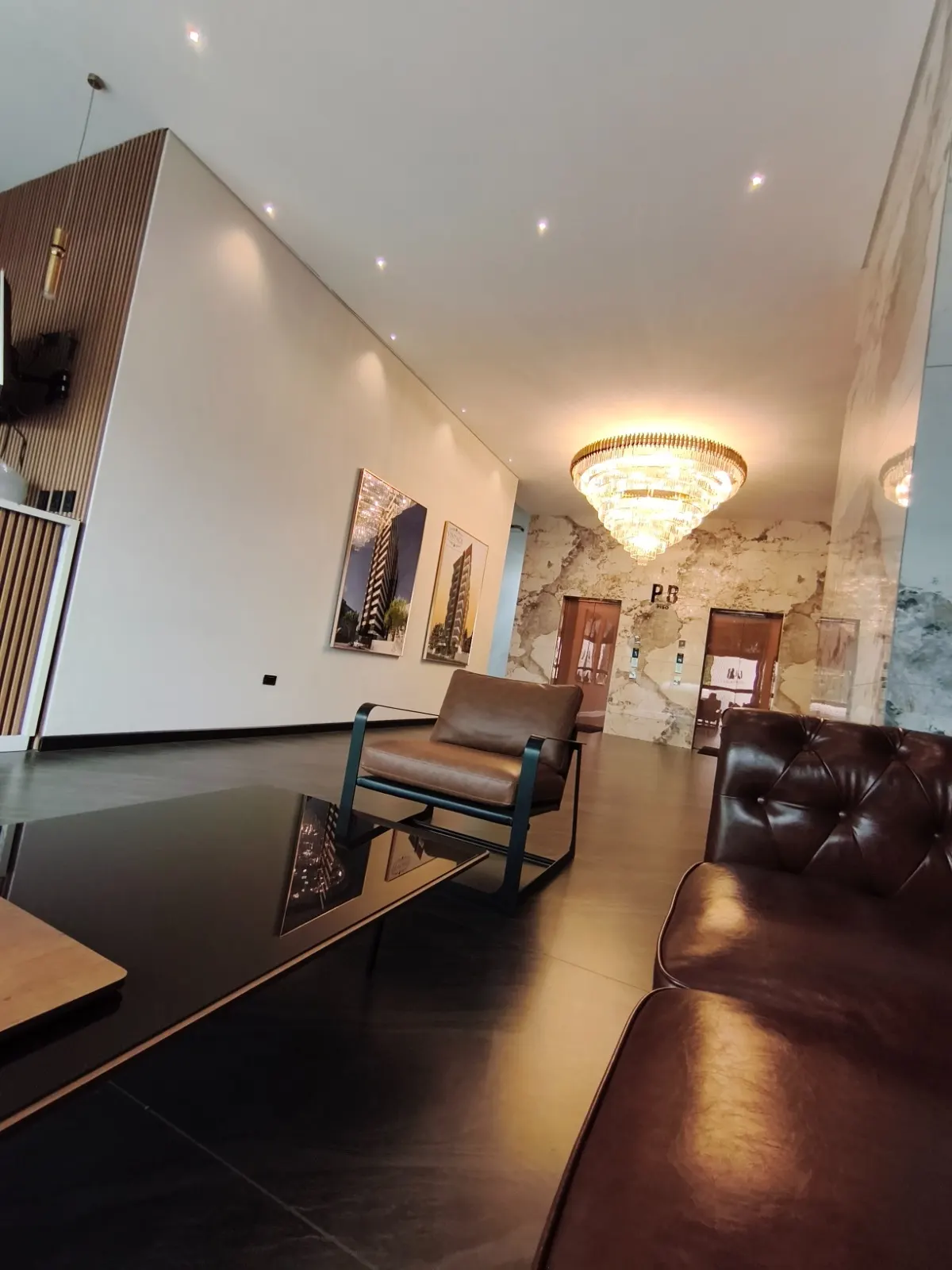 Lobby del edificio Golden Park